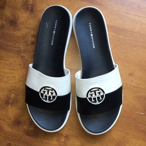Tommy Hilfiger slide